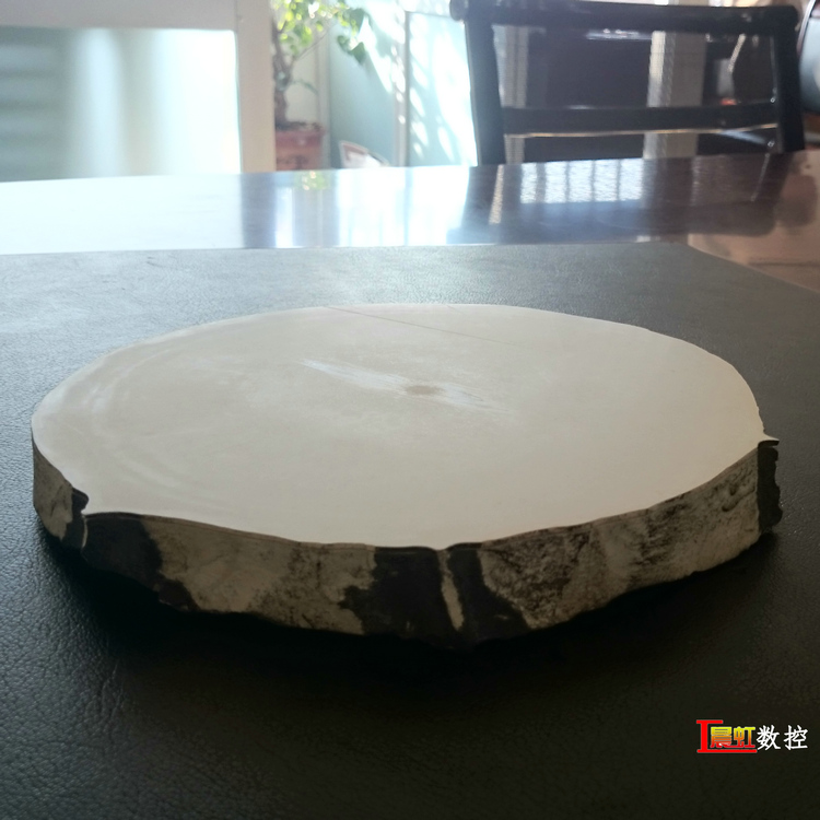 泰州晨虹數(shù)控金剛石線(xiàn)切割機(jī)靶材陶瓷切割效果