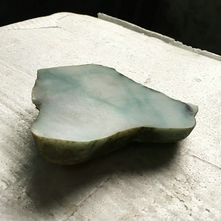 晨虹玉石切割機(jī)，金剛石線切割機(jī)，玉石切割效果